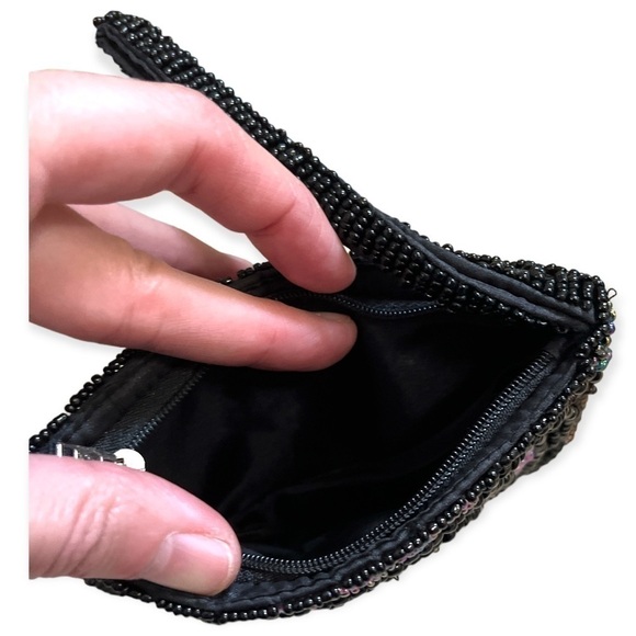 BEADED WRISTLETS set of 2 NWOT - Picture 3 of 4